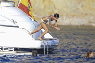 Ruby Rose feet photo thumbnail
