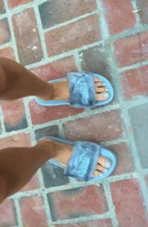 Ruby Rose feet photo thumbnail