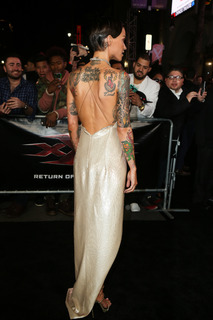 Ruby Rose feet photo thumbnail