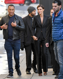 Ruby Rose feet photo thumbnail