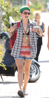 Ruby Rose feet photo thumbnail