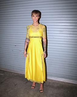 Ruby Rose feet photo thumbnail
