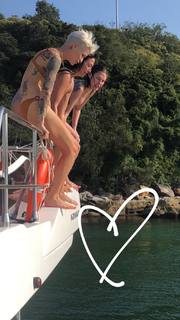 Ruby Rose feet photo thumbnail