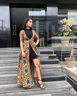 Ruhani Sharma feet photo 12