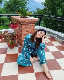 Ruhani Sharma feet photo 20