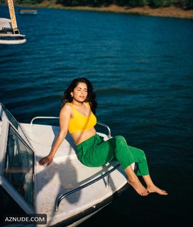 Ruhani Sharma feet photo 14