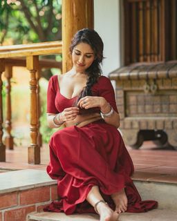 Ruhani Sharma feet photo 6
