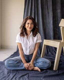 Ruhani Sharma feet photo 12