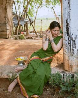 Ruhani Sharma feet photo 7