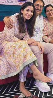 Ruhani Sharma feet photo 19