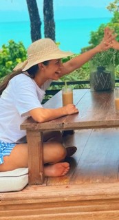 Ruhani Sharma feet photo 12