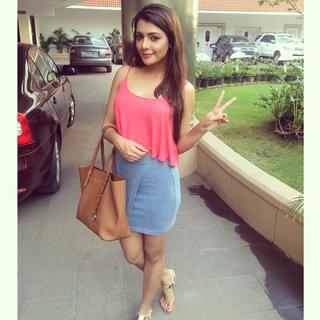 Ruhi Singh feet photo 9