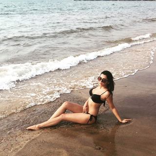 Ruhi Singh feet photo 19
