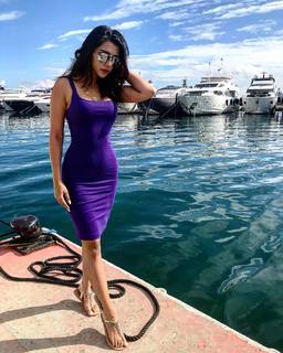Ruhi Singh feet photo 10
