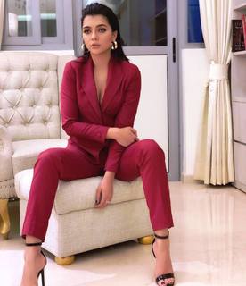 Ruhi Singh feet photo 20