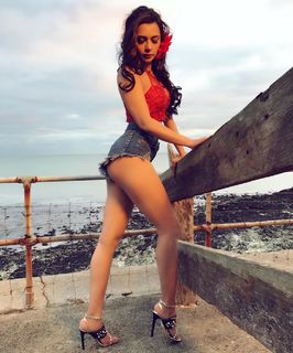 Ruhi Singh feet photo 6