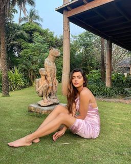Ruhi Singh feet photo 9