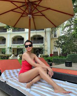 Ruhi Singh feet photo 14