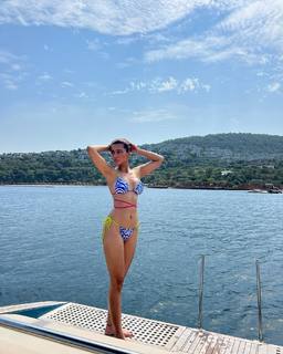 Ruhi Singh feet photo 16
