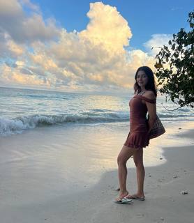 Ruhi Singh feet photo 1