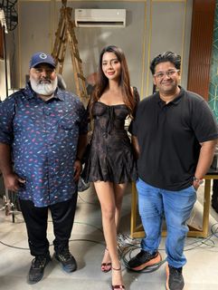 Ruhi Singh feet photo 16