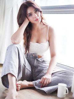 Ruhi Singh feet photo 4