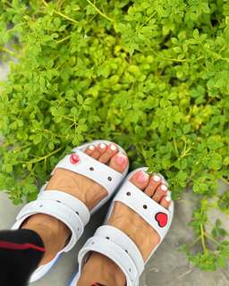 Ruivinha de Marte feet photo 10
