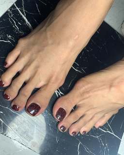 Ruivinha de Marte feet photo 4