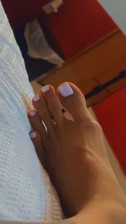 Ruivinha de Marte feet photo 14