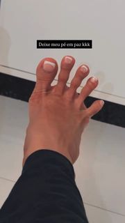 Ruivinha de Marte feet photo 12
