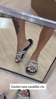 Ruivinha de Marte feet photo 8