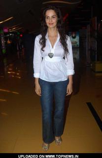 Rukhsar Rehman feet photo 7