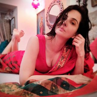 Rukhsar Rehman feet photo 20