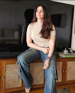 Rukhsar Rehman feet photo 10