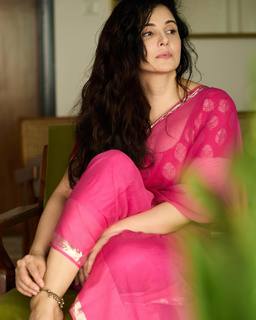 Rukhsar Rehman feet photo 15