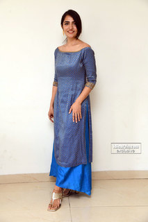 Rukmini Vasanth feet photo thumbnail