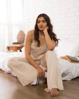 Rukmini Vasanth feet photo thumbnail