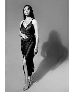 Rukmini Vasanth feet photo thumbnail