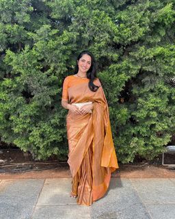 Rukmini Vasanth feet photo thumbnail