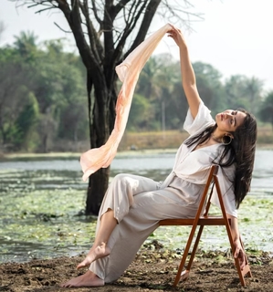 Rukmini Vasanth feet photo thumbnail