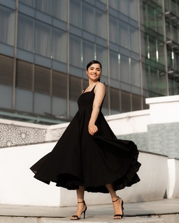 Rukmini Vasanth feet photo thumbnail