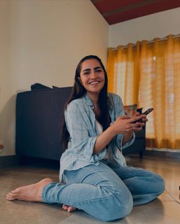 Rukmini Vasanth feet photo thumbnail