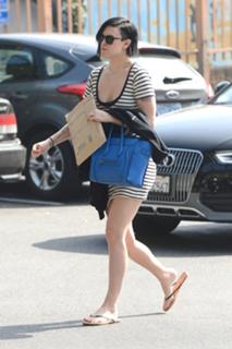 Rumer Willis feet photo thumbnail