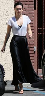 Rumer Willis feet photo thumbnail
