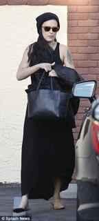 Rumer Willis feet photo thumbnail