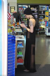 Rumer Willis feet photo thumbnail