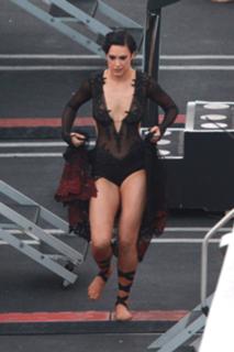 Rumer Willis feet photo thumbnail