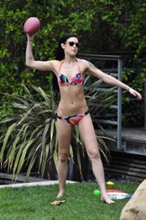 Rumer Willis feet photo thumbnail