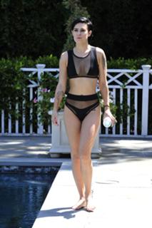 Rumer Willis feet photo thumbnail