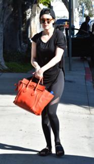 Rumer Willis feet photo thumbnail